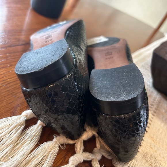 Donald J. Pliner Adore Pointed Toe Flats - Picture 9 of 10